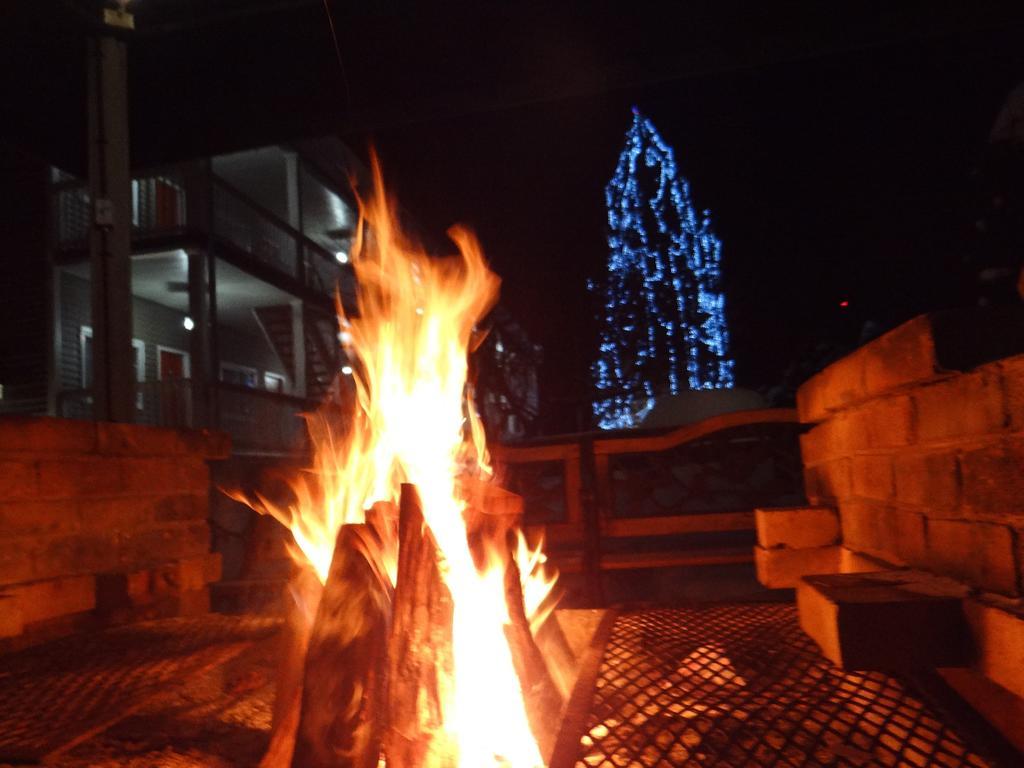 Edelweiss Ski Lodge เอลลิคอตต์วิลล์ ภายนอก รูปภาพ